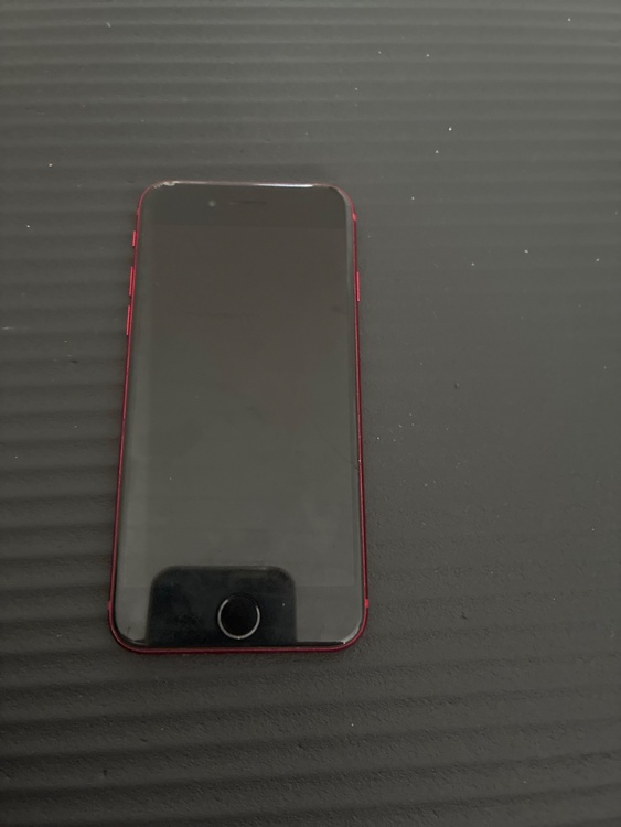 iPhone iPhone SE (第 2 世代) 64GB au（スマホ）の商品画像 - 査定依頼日：2026年8月30日 - 最高査定価格：8,000円