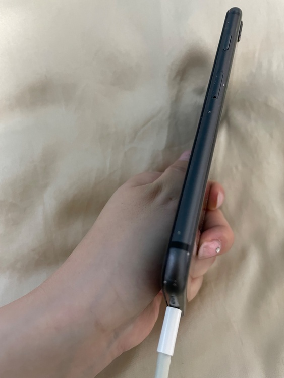 iPhone8（スマホ）の商品画像 - 査定依頼日：2026年7月12日 - 最高査定価格：4,500円