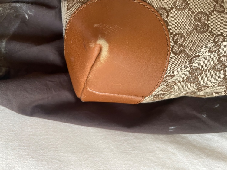 Gucciバッグ（ブランドバッグ）の商品画像 - 査定依頼日：2026年8月11日 - 最高査定価格：20,000円