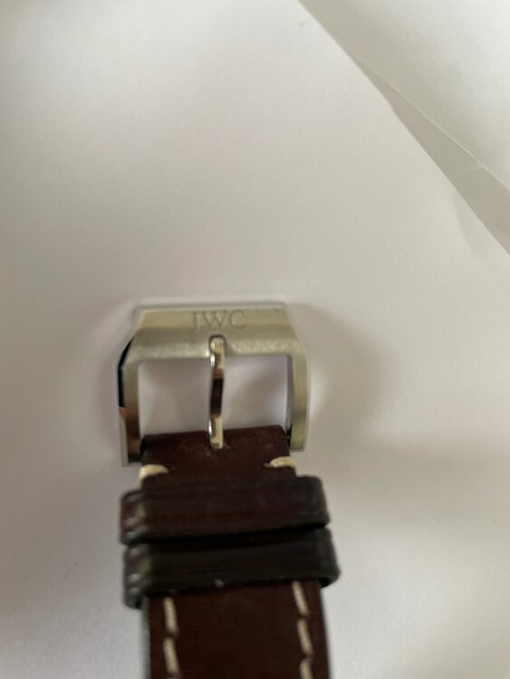 IWC パイロットウォッチ 580384（高級時計）の商品画像 - 査定依頼日：2025年4月12日 - 最高査定価格：900,000円