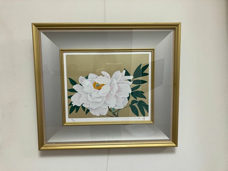 中島千波　白牡丹　シルクスクリーン（美術品・骨董品）の商品画像 - 査定依頼日：2025年11月24日 - 最高査定価格：600円