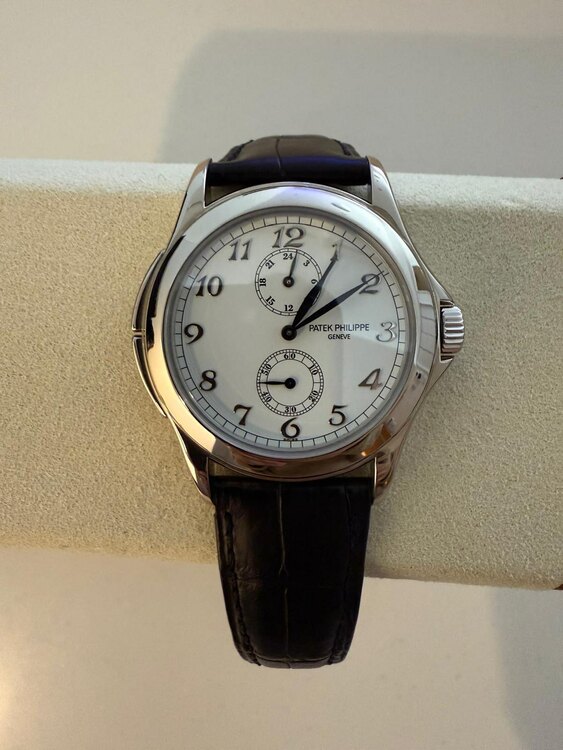 パテックフィリップ カラトラバ 5134G-00（高級時計）の商品画像 - 査定依頼日：2025年4月28日 - 最高査定価格：2,150,000円