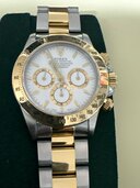 ロレックス デイトナ 1652（高級時計）の商品画像 - 査定依頼日：2024年11月26日 - 最高査定価格：2,200,000円