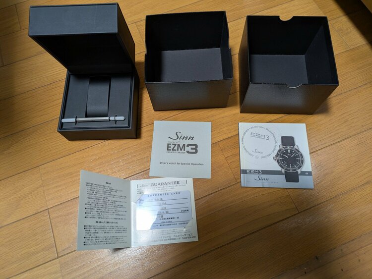 Sinn（高級時計）の商品画像 - 査定依頼日：2025年12月29日 - 最高査定価格：100,000円