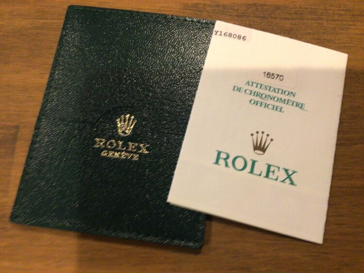 ロレックス エクスプローラー １６５７（高級時計）の商品画像 - 査定依頼日：2025年2月4日 - 最高査定価格：1,000,000円