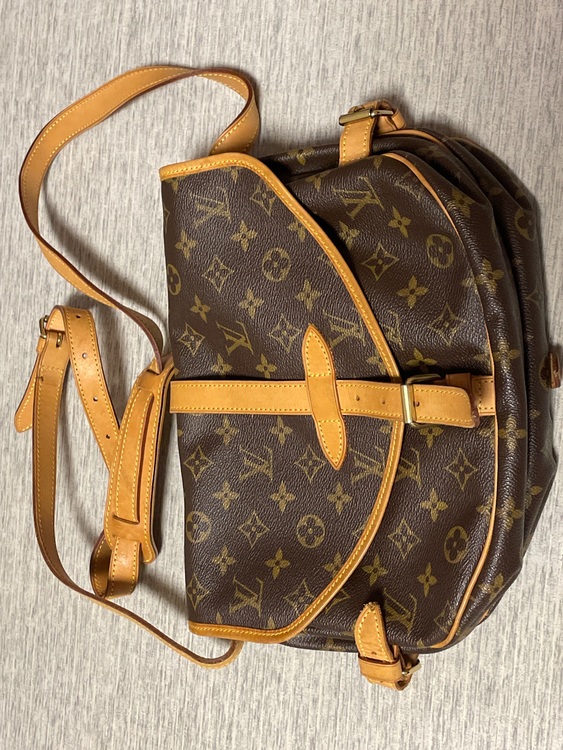 ソミュール（ブランドバッグ）の商品画像 - 査定依頼日：2025年9月20日 - 最高査定価格：70,000円