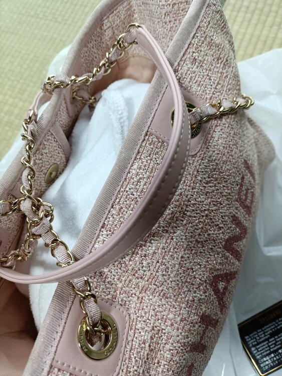 ドーヴィルライン  チェーントートバッグ（ブランドバッグ）の商品画像 - 査定依頼日：2026年1月12日 - 最高査定価格：190,000円