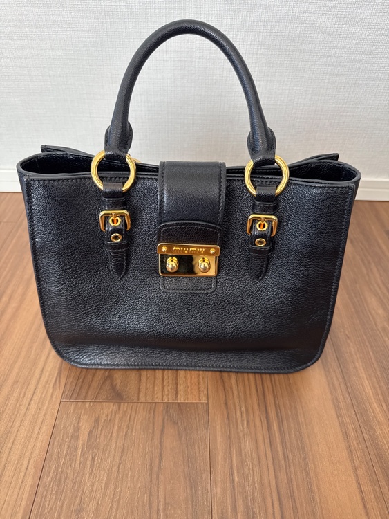 マドラス（ブランドバッグ）の商品画像 - 査定依頼日：2026年1月29日 - 最高査定価格：30,000円