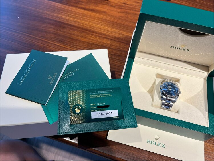 デイトジャスト41（高級時計）の商品画像 - 査定依頼日：2025年3月5日 - 最高査定価格：1,750,000円