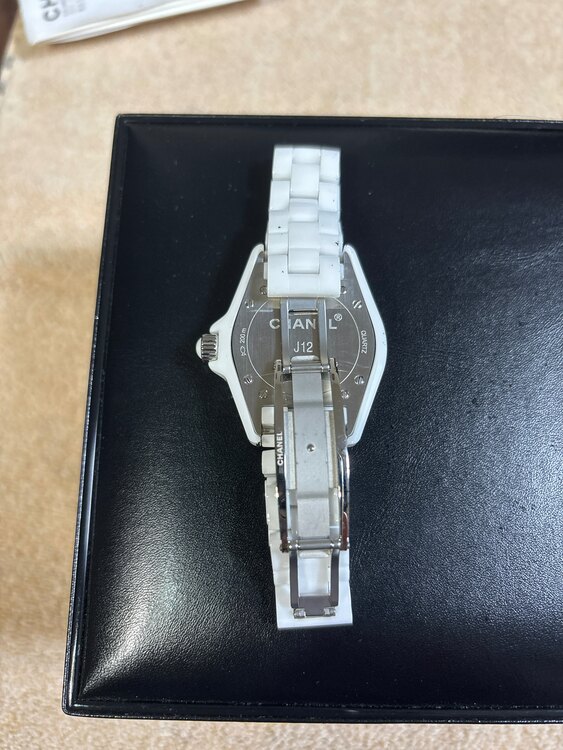 シャネル J12 H162（高級時計）の商品画像 - 査定依頼日：2025年3月23日 - 最高査定価格：400,000円