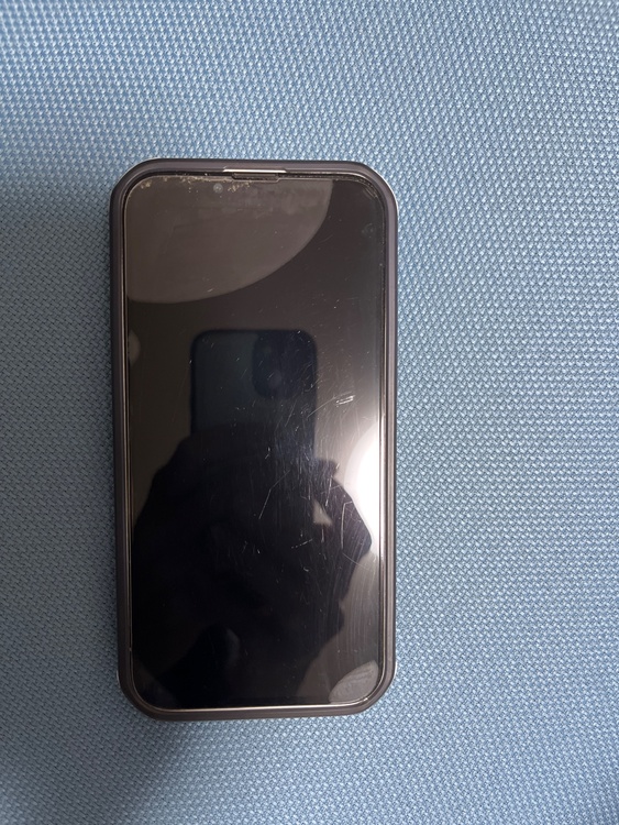 iPhone 13 128GB SIMフリー（スマホ）の商品画像 - 査定依頼日：2026年3月16日 - 最高査定価格：20,000円