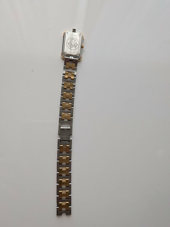 エルメス（高級時計）の商品画像 - 査定依頼日：2026年1月17日 - 最高査定価格：30,000円