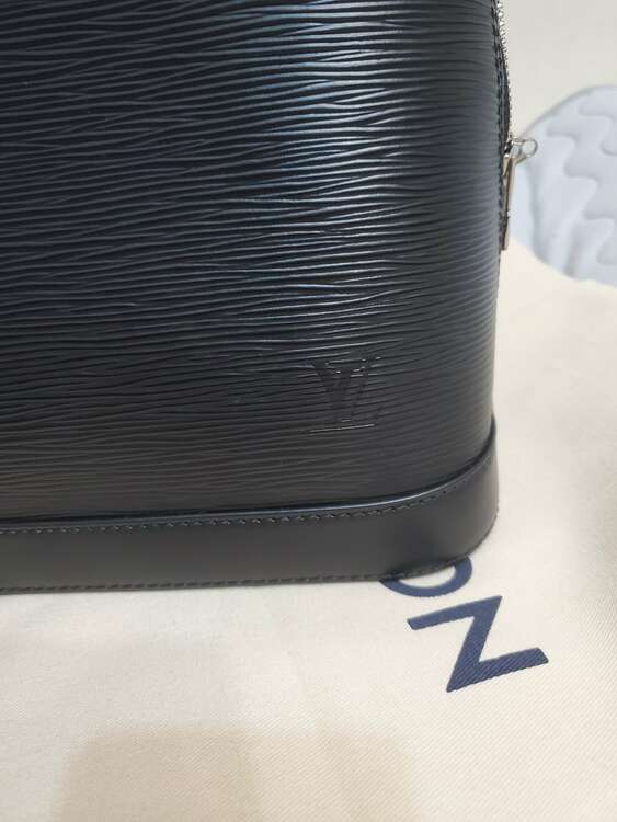 ルイヴィトン エピ （ブランドバッグ）の商品画像 - 査定依頼日：2025年5月31日 - 最高査定価格：65,000円