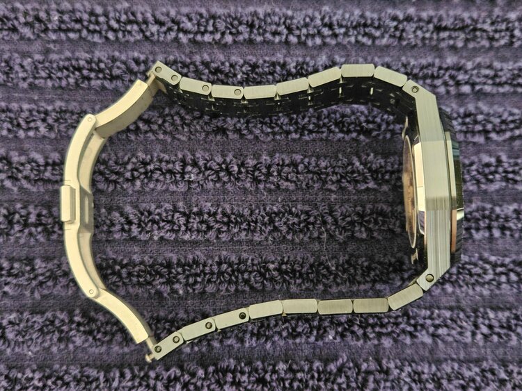 オーデマピゲ ロイヤルオーク （高級時計）の商品画像 - 査定依頼日：2025年12月22日 - 最高査定価格：9,000,000円