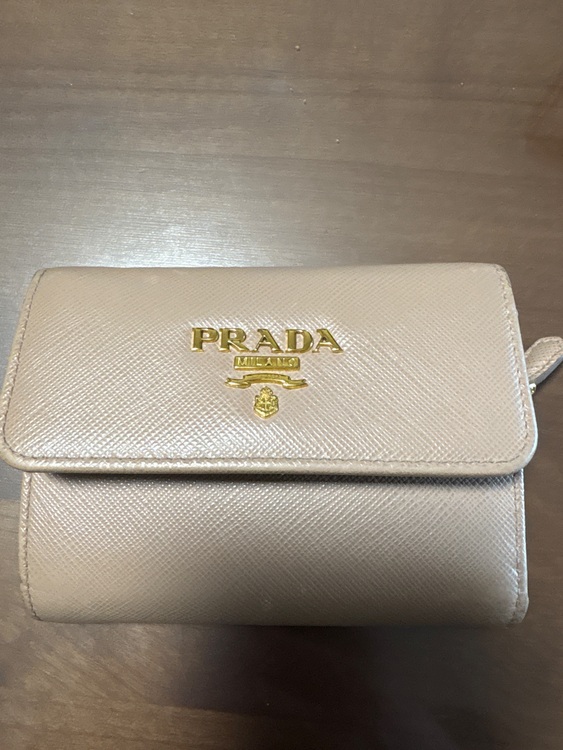 1mh025（ブランド財布・小物）の商品画像 - 査定依頼日：2025年6月24日 - 最高査定価格：1,000円