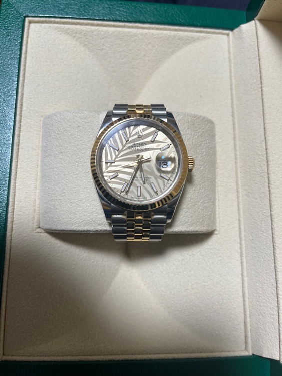 ロレックス パーペチュアルデイト 12623（高級時計）の商品画像 - 査定依頼日：2025年12月13日 - 最高査定価格：2,300,000円