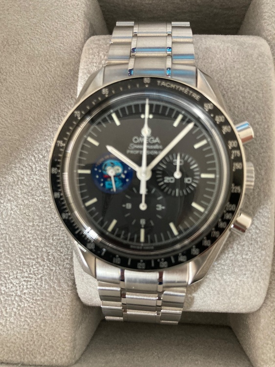 オメガ スピードマスター （高級時計）の商品画像 - 査定依頼日：2026年4月16日 - 最高査定価格：1,820,000円