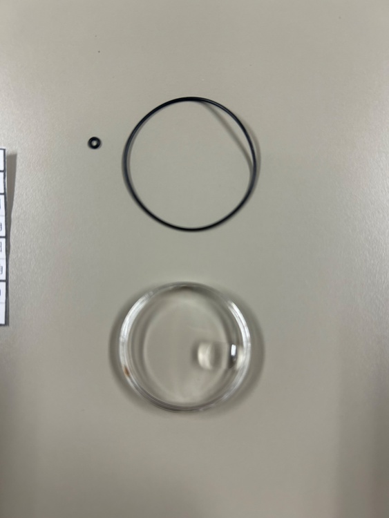 ロレックス パーペチュアルデイト 250010 / D693162 / 1570 / 168（高級時計）の商品画像 - 査定依頼日：2026年3月22日 - 最高査定価格：3,600,000円