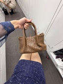 ボッテガ・ヴェネタ  （ブランドバッグ）の商品画像 - 査定依頼日：2026年2月1日 - 最高査定価格：100,000円