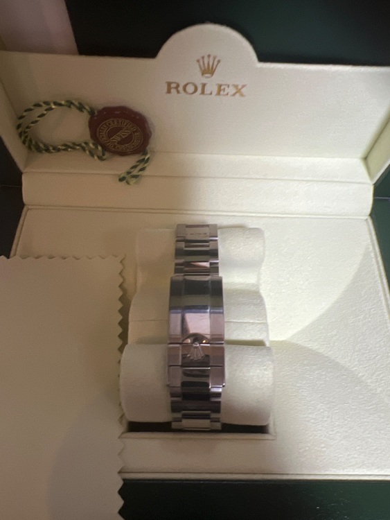 ロレックス ヨットマスター 11662（高級時計）の商品画像 - 査定依頼日：2025年8月17日 - 最高査定価格：1,750,000円