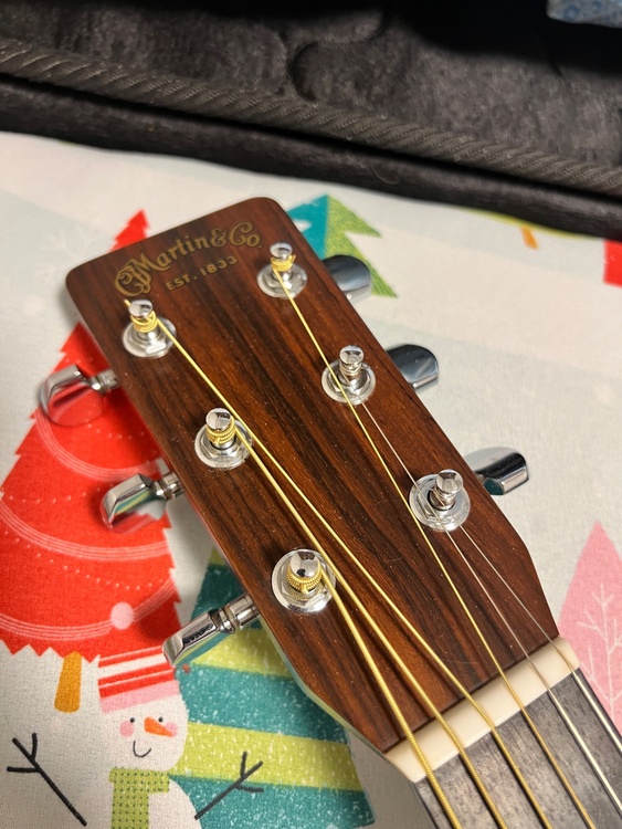 マーチン 000-28 1989/ 484191（ピアノ・楽器・PA機材）の商品画像 - 査定依頼日：2026年4月24日 - 最高査定価格：100,000円