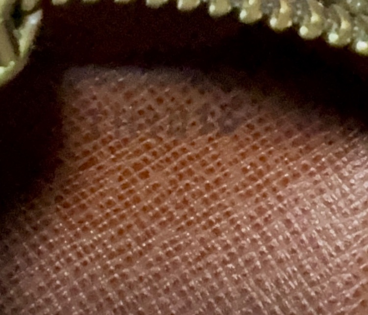 ルイヴィトン モンスリ ミニ モノグラム リュック SP0947（ブランドバッグ）の商品画像 - 査定依頼日：2026年4月8日 - 最高査定価格：100,000円