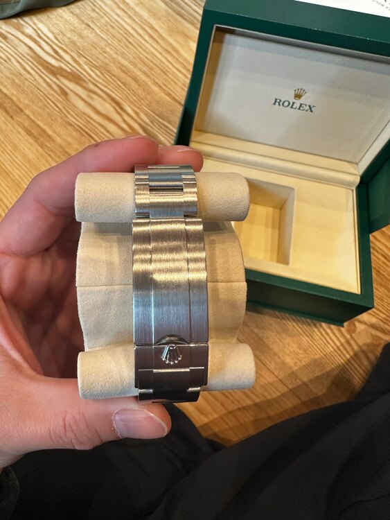 ロレックス シードゥエラー （高級時計）の商品画像 - 査定依頼日：2025年4月3日 - 最高査定価格：2,100,000円