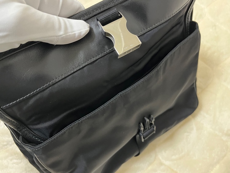 プラダ  （ブランドバッグ）の商品画像 - 査定依頼日：2026年3月5日 - 最高査定価格：140,000円