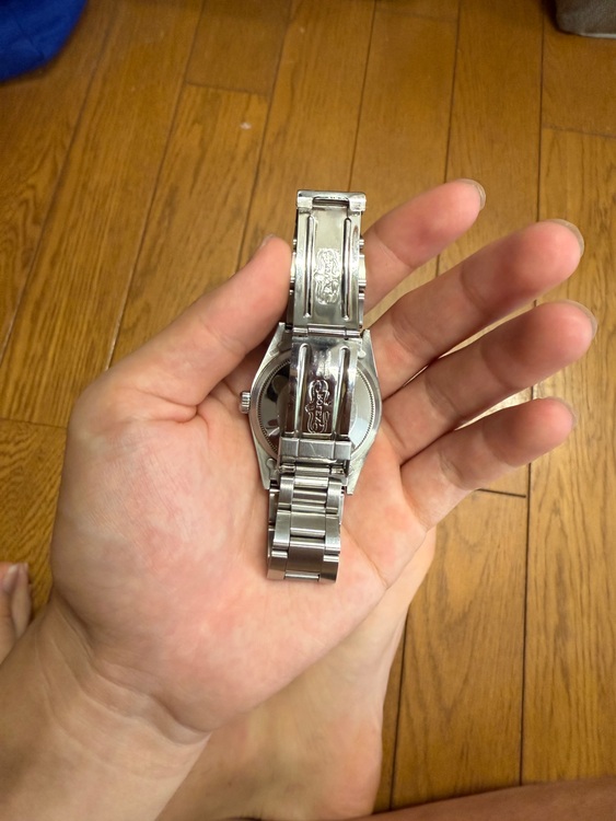 ロレックス ミルガウス （高級時計）の商品画像 - 査定依頼日：2025年8月10日 - 最高査定価格：3,200,000円