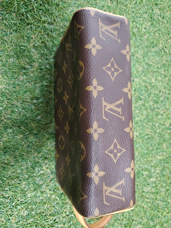 レシタル（ブランドバッグ）の商品画像 - 査定依頼日：2022年6月27日 - 最高査定価格：100,000円