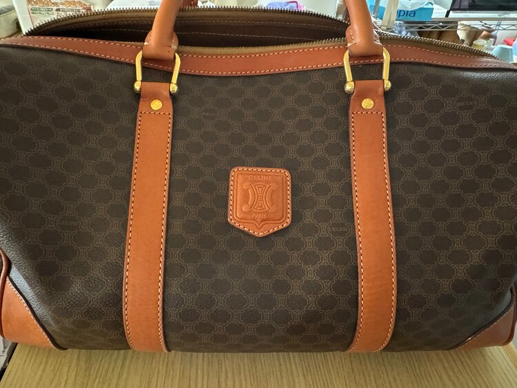 セリーヌ  （ブランドバッグ）の商品画像 - 査定依頼日：2024年12月24日 - 最高査定価格：40,000円