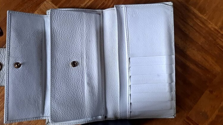 グッチ  （ブランドバッグ）の商品画像 - 査定依頼日：2025年4月30日 - 最高査定価格：10,000円