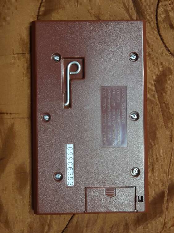 ゲームウォッチ任天堂ワイドスクリーンPR-21（ゲーム機本体・ゲームソフト）の商品画像 - 査定依頼日：2025年4月2日 - 最高査定価格：6,300円