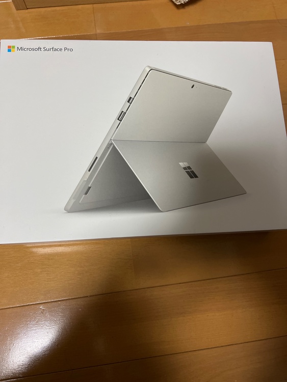 surface pro6（PC・タブレット）の商品画像 - 査定依頼日：2025年12月22日 - 最高査定価格：10,000円