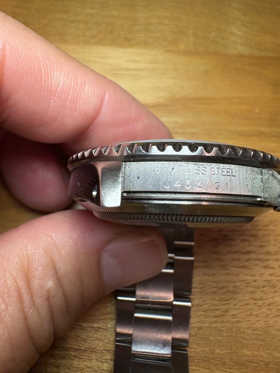 ロレックス サブマリーナー 1661（高級時計）の商品画像 - 査定依頼日：2025年11月27日 - 最高査定価格：1,360,000円