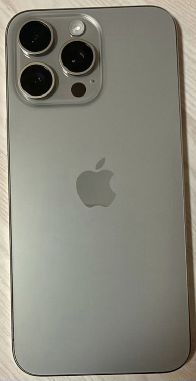 iPhone iPhone 15 Pro Max 256GB SIMフリー（スマホ）の商品画像 - 査定依頼日：2026年10月10日 - 最高査定価格：95,000円