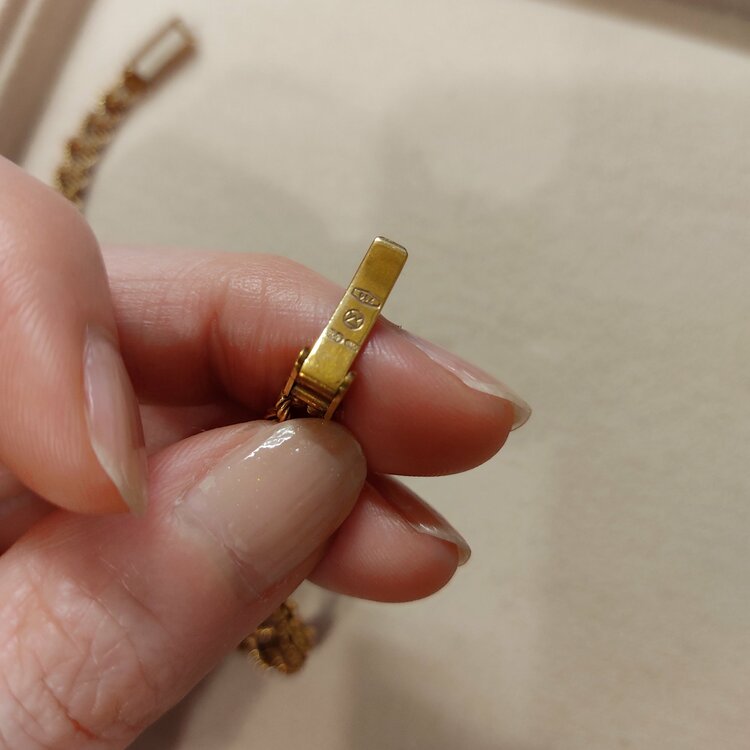 Tissot（ティソ） K18YG レディースクォーツ腕時計（高級時計）の商品画像 - 査定依頼日：2026年5月29日 - 最高査定価格：350,000円