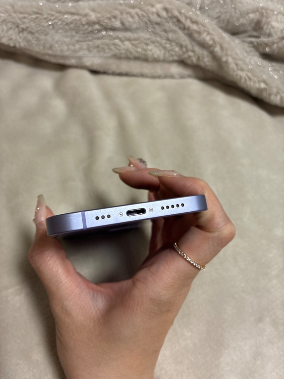 iPhone 12 256GB au（スマホ）の商品画像 - 査定依頼日：2026年4月1日 - 最高査定価格：26,000円