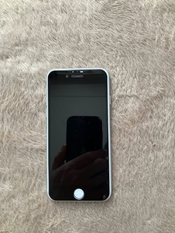 iPhone SE (第 2 世代) 64GB SIMフリー（スマホ）の商品画像 - 査定依頼日：2026年1月10日 - 最高査定価格：14,000円