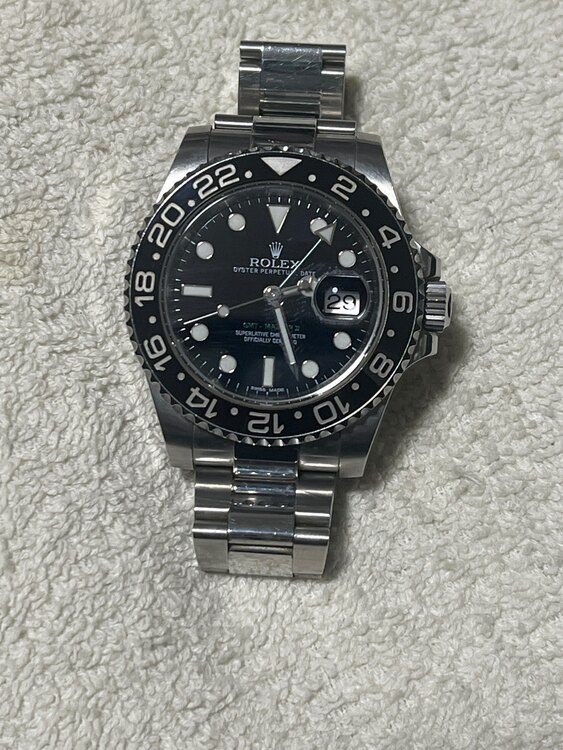 ロレックス GMTマスター 116710L（高級時計）の商品画像 - 査定依頼日：2024年12月11日 - 最高査定価格：1,750,000円