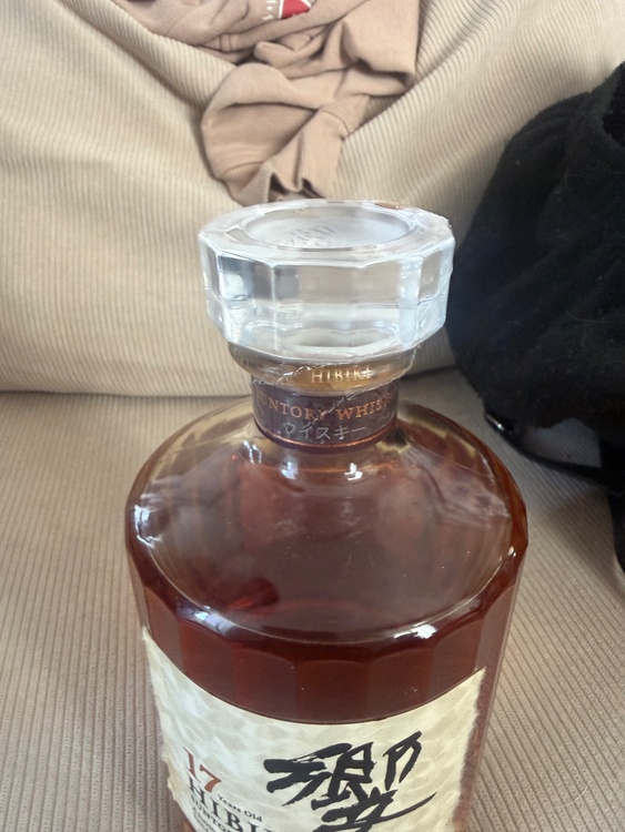 ウイスキー サントリー響 （お酒）の商品画像 - 査定依頼日：2026年4月14日 - 最高査定価格：53,000円