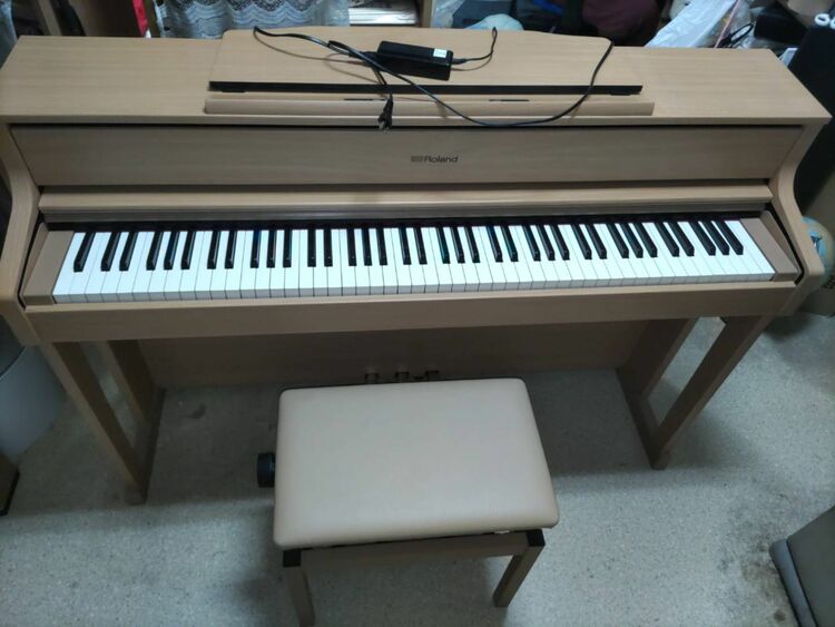 HP605-NB（ピアノ・楽器・PA機材）の商品画像 - 査定依頼日：2025年9月29日 - 最高査定価格：8,000円