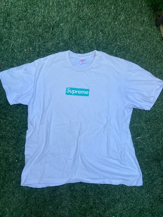 supreme Tiffany boxlogotee（古着・ファッション）の商品画像 - 査定依頼日：2025年12月15日 - 最高査定価格：35,000円