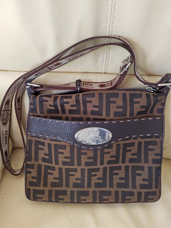 セレリアサコッシュ（ブランドバッグ）の商品画像 - 査定依頼日：2025年11月24日 - 最高査定価格：45,000円