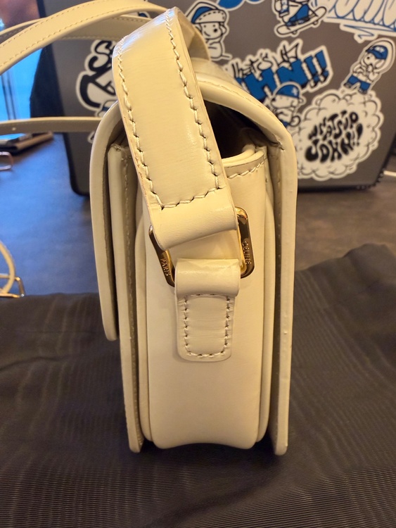 セリーヌ  （ブランドバッグ）の商品画像 - 査定依頼日：2026年1月12日 - 最高査定価格：220,000円