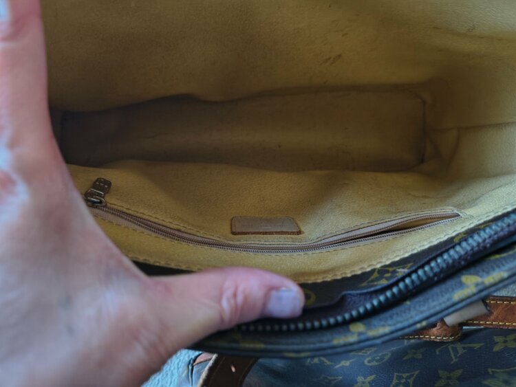 ヴィトンバッグ（ブランドバッグ）の商品画像 - 査定依頼日：2026年2月6日 - 最高査定価格：70,000円