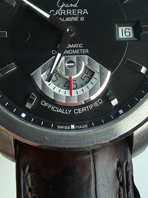 タグホイヤー カレラ WAV511AQ（高級時計）の商品画像 - 査定依頼日：2026年2月3日 - 最高査定価格：130,000円