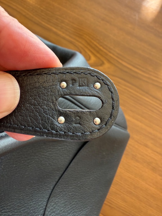 アネモネ？（ブランドバッグ）の商品画像 - 査定依頼日：2025年11月30日 - 最高査定価格：560,000円