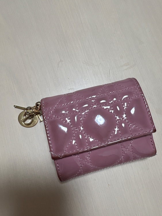 ディオール  （ブランドバッグ）の商品画像 - 査定依頼日：2025年10月11日 - 最高査定価格：17,000円