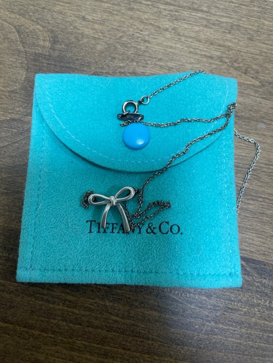 ティファニー ボウ リボン ネックレス シルバー925（金・貴金属）の商品画像 - 査定依頼日：2024年3月12日 - 最高査定価格：10,000円